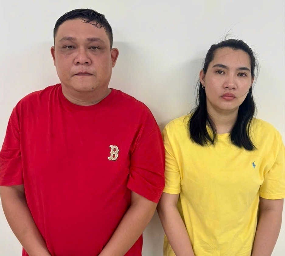 Chồng giả danh lãnh đạo công an, vợ tự xưng nhân viên ngân hàng để lừa đảo - Ảnh 1