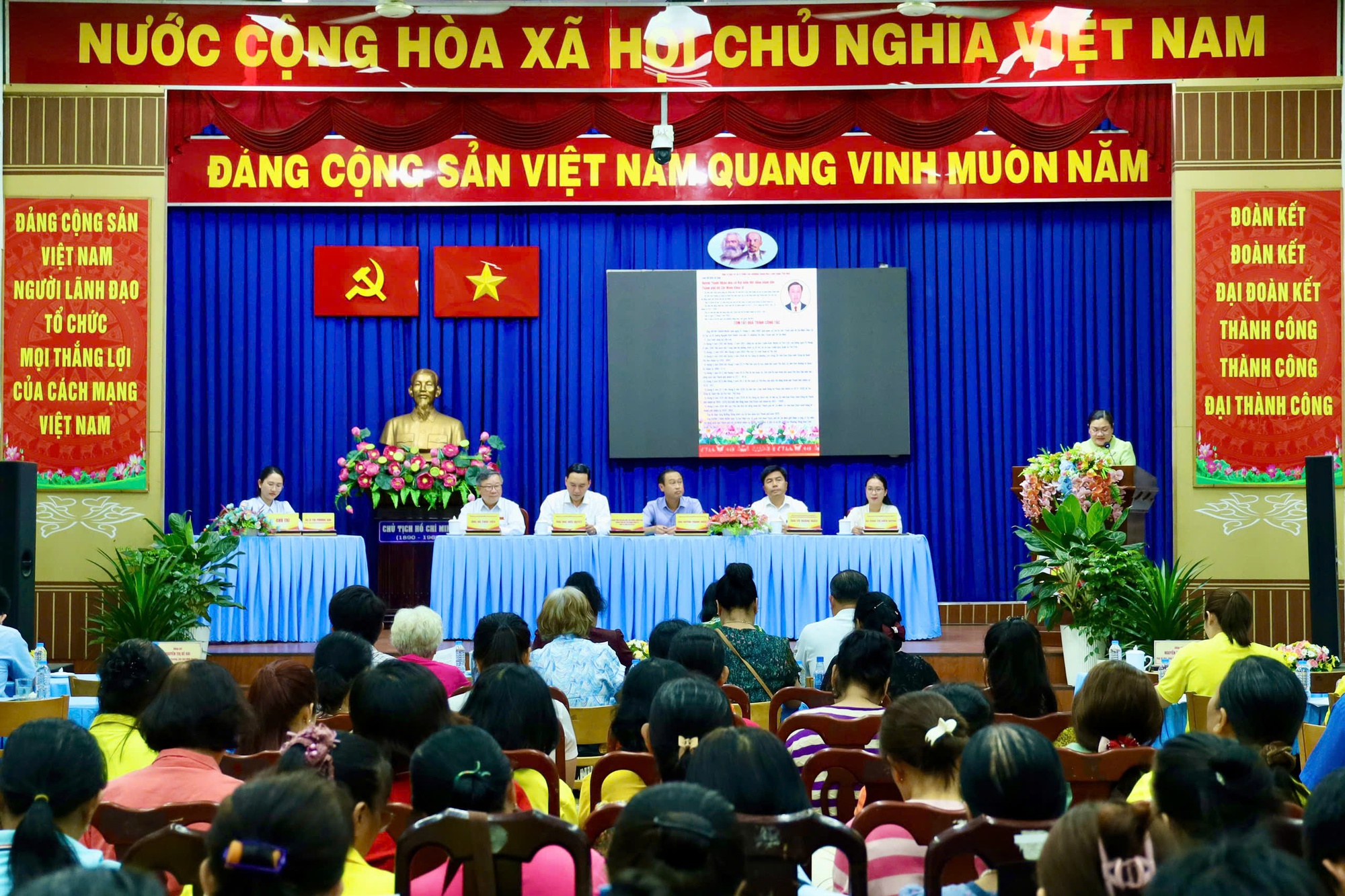 Giám đốc Sở Quy hoạch - Kiến trúc nói về giải pháp giảm kẹt xe, ngập nước ở TPHCM - Ảnh 1