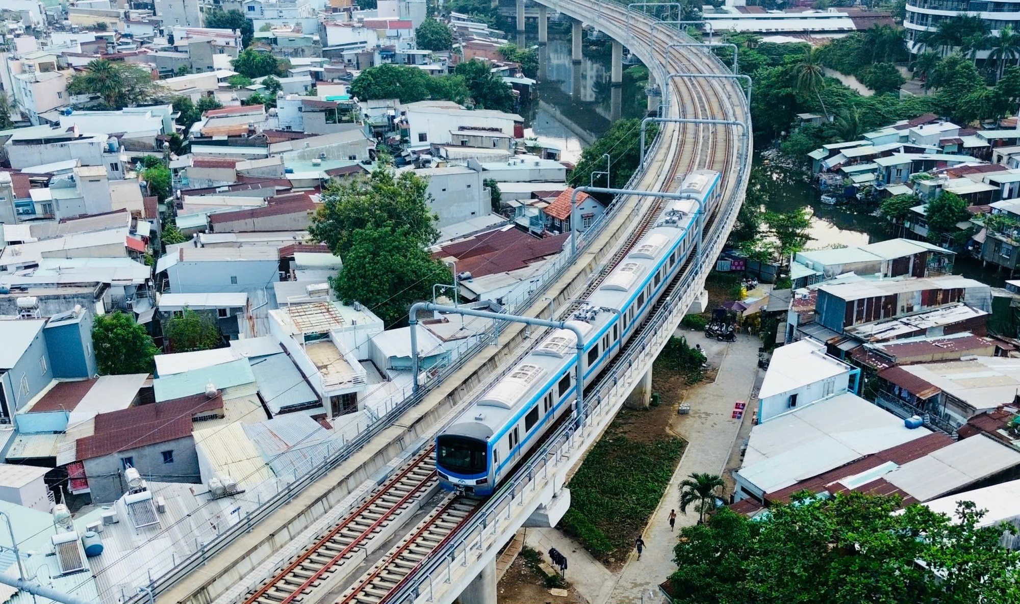 Metro TPHCM vướng vốn, giải ngân chậm - Ảnh 1