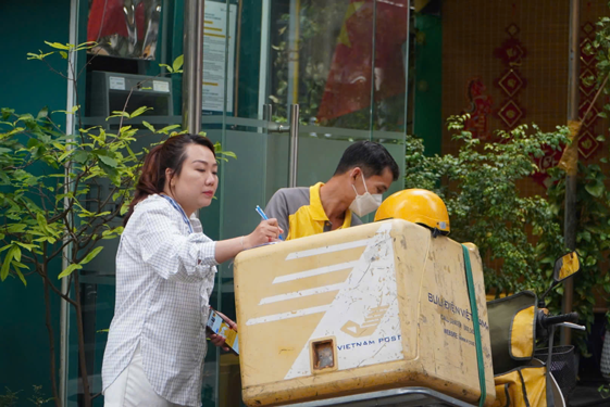 Mua hàng online không còn rẻ - Ảnh 1