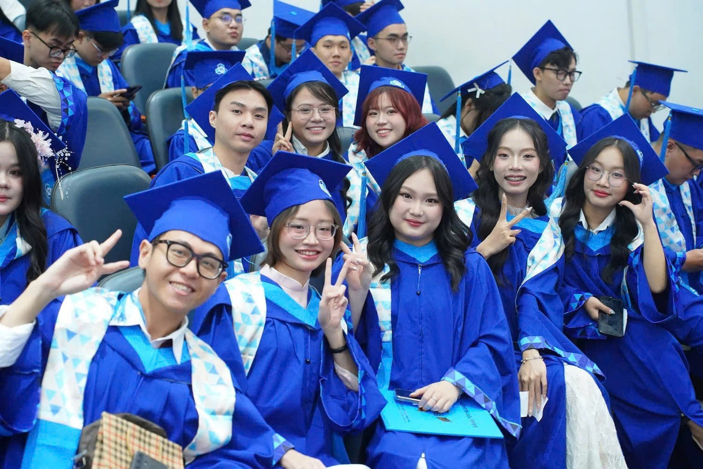 Đại học - bệnh viện giữa nội đô: Áp lực ngày càng lớn - Ảnh 4