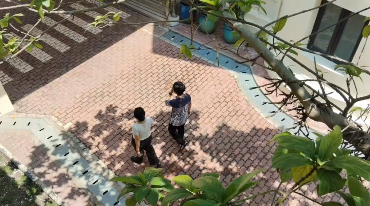 Lâu đài gần 100 tuổi giữa phố ở TPHCM bất ngờ gây sốt - Ảnh 14