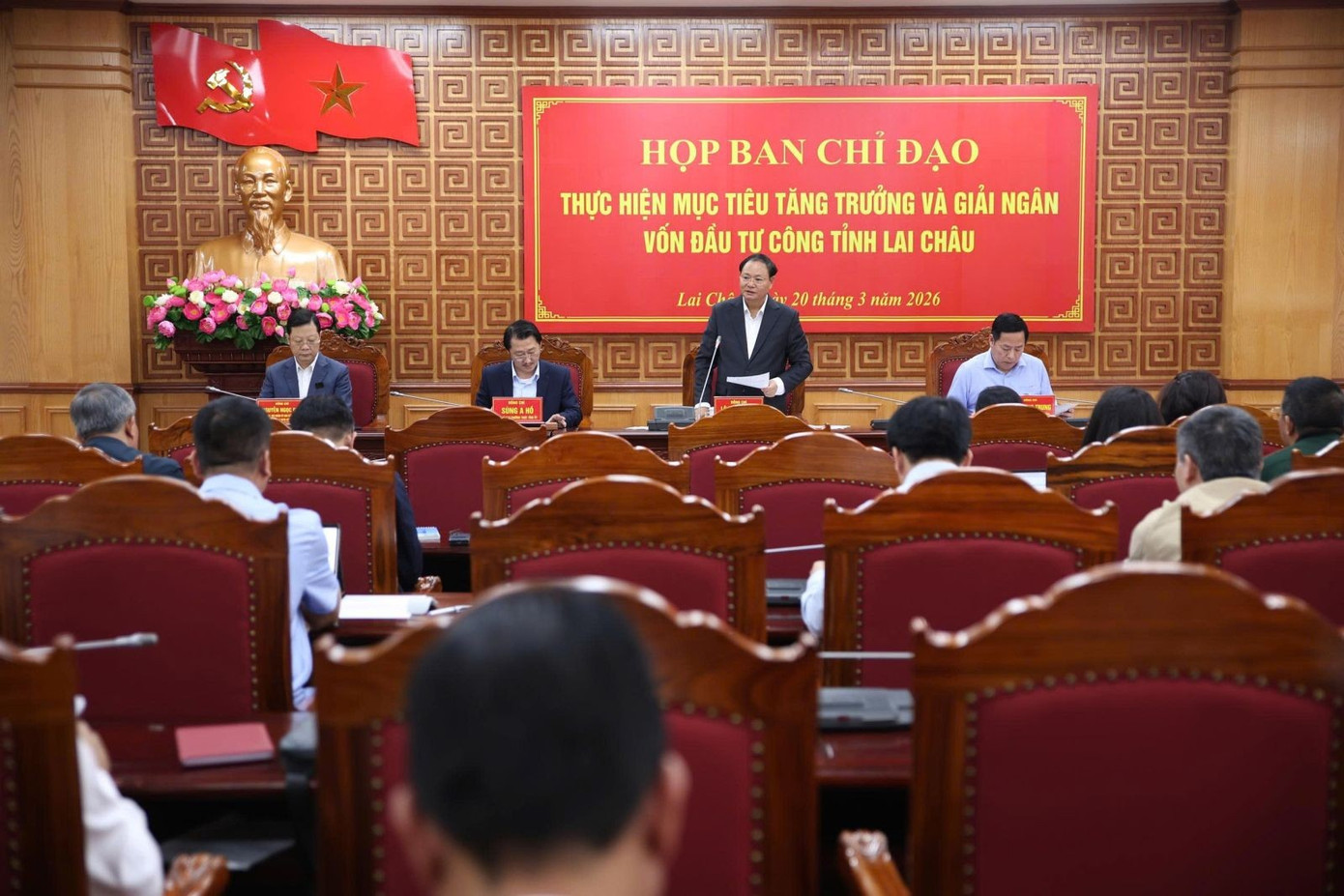 Khẩn trương dồn lực đón sóng đầu tư cao tốc, sân bay Lai Châu - Ảnh 1