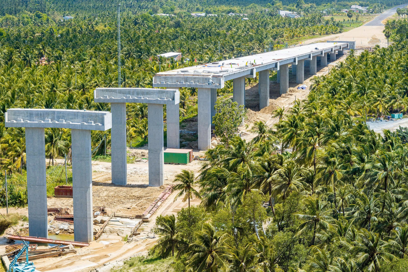 'Khát' vật liệu, dự án giao thông trọng điểm lo rủi ro tiến độ - Ảnh 3