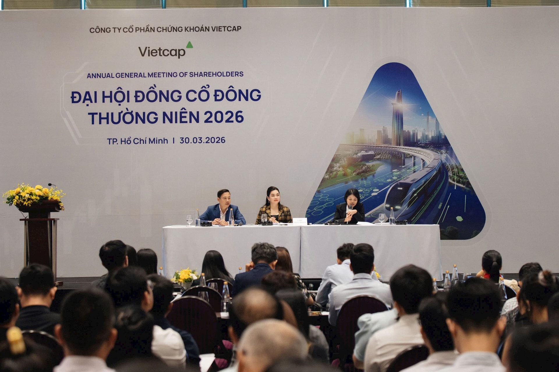 Chủ tịch Vietcap Nguyễn Thanh Phượng chốt kế hoạch lợi nhuận kỷ lục 2.300 tỷ, 'tiến quân' sang Singapore - Ảnh 4