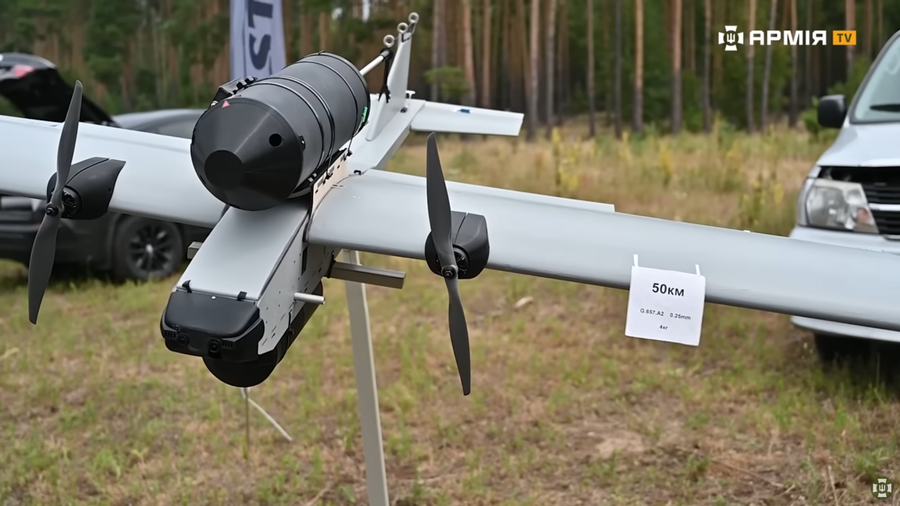 Starlink đã... rẻ hơn cả một cuộn cáp quang điều khiển máy bay không người lái - Ảnh 1