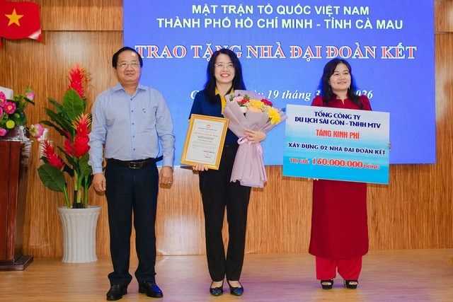 Saigontourist Group trao tặng phí xây dựng 2 căn nhà Đại đoàn kết tại tỉnh Cà Mau - Ảnh 2