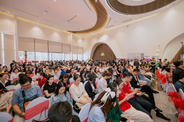 Phú Mỹ Hưng khai trương Trung tâm Nhà mẫu, sẵn sàng mở bán đợt 2 - Ảnh 1