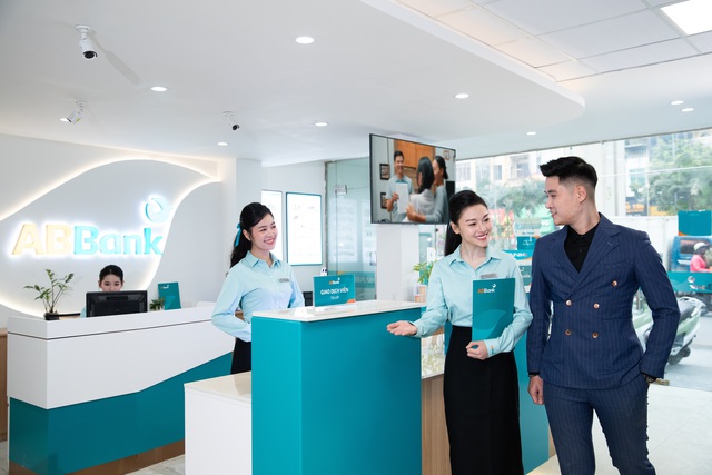 ABBank hoàn tất tăng vốn lên gần 14.000 tỉ đồng - Ảnh 1