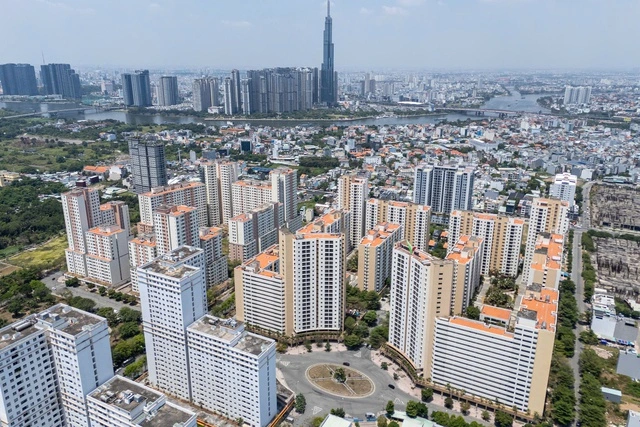 'Đánh thức' hàng chục ngàn căn hộ tái định cư bỏ hoang - Ảnh 1