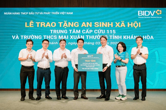 BIDV trao 1 tỉ đồng cho chương trình an sinh xã hội địa bàn tỉnh Khánh Hòa - Ảnh 2