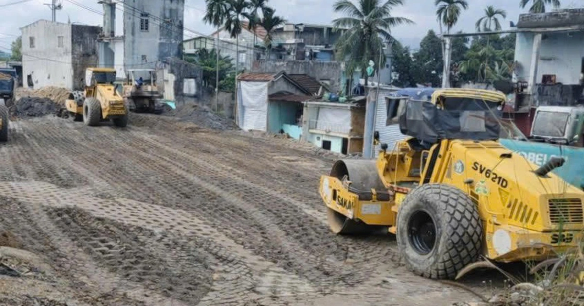 Giá vật liệu tăng, mặt bằng ‘xôi đỗ’ làm khó nhà thầu