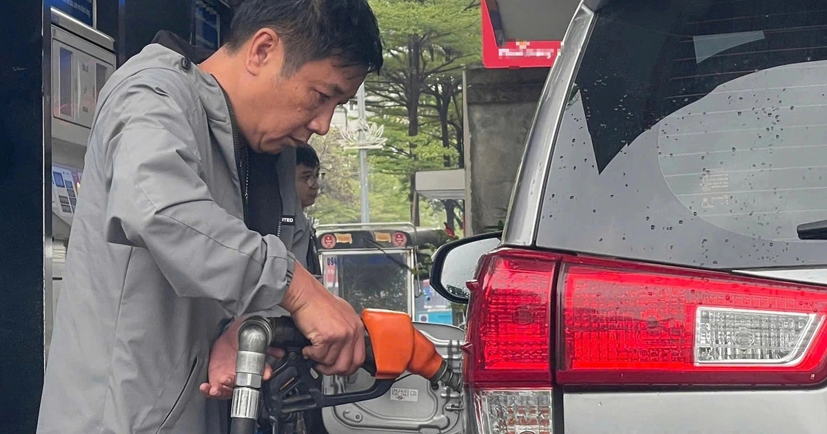 Giá xăng dầu tăng mạnh từ 10.3, có loại tăng 3.380 đồng/lít