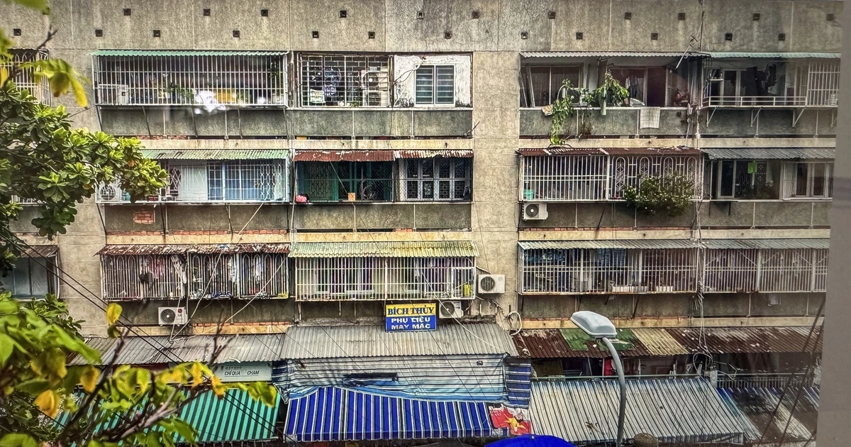 Các hộ dân tại cư xá Thanh Đa bắt đầu di dời