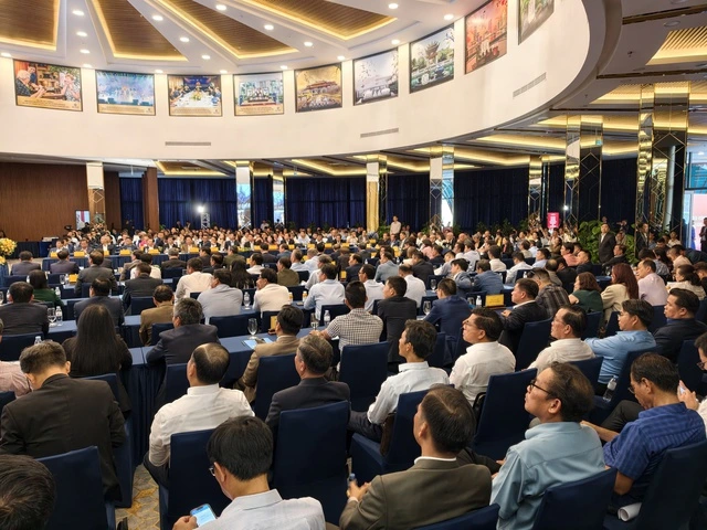 Lâm Đồng họp bàn 'giải cứu' 359 dự án đình trệ - Ảnh 3