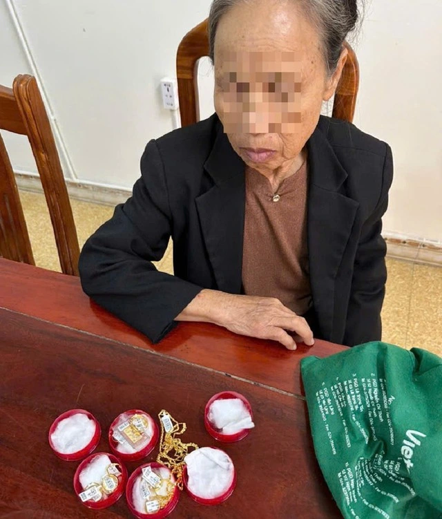 Tái diễn nạn giả mạo công an để lừa đảo chuyển tiền - Ảnh 1