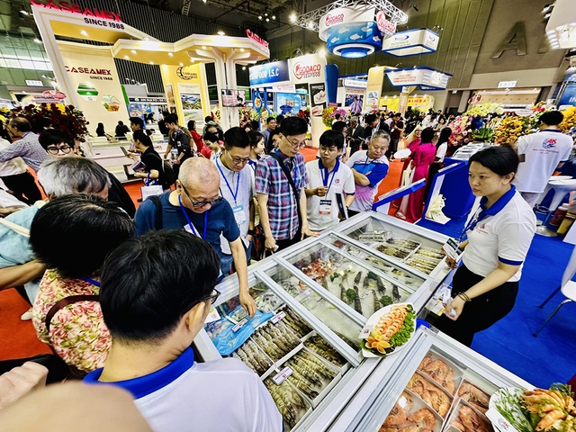 Xuất khẩu tận dụng lợi thế ở các thị trường gần - Ảnh 1