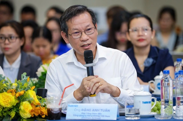 Live 
        Chi phí tăng 'sốc', Vietnam Airlines khẳng định sẽ duy trì dải giá vé linh hoạt - Ảnh 1