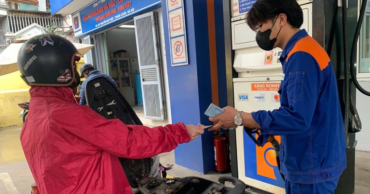 Xung đột Trung Đông ảnh hưởng ra sao đến nguồn cung, giá xăng dầu trong nước?