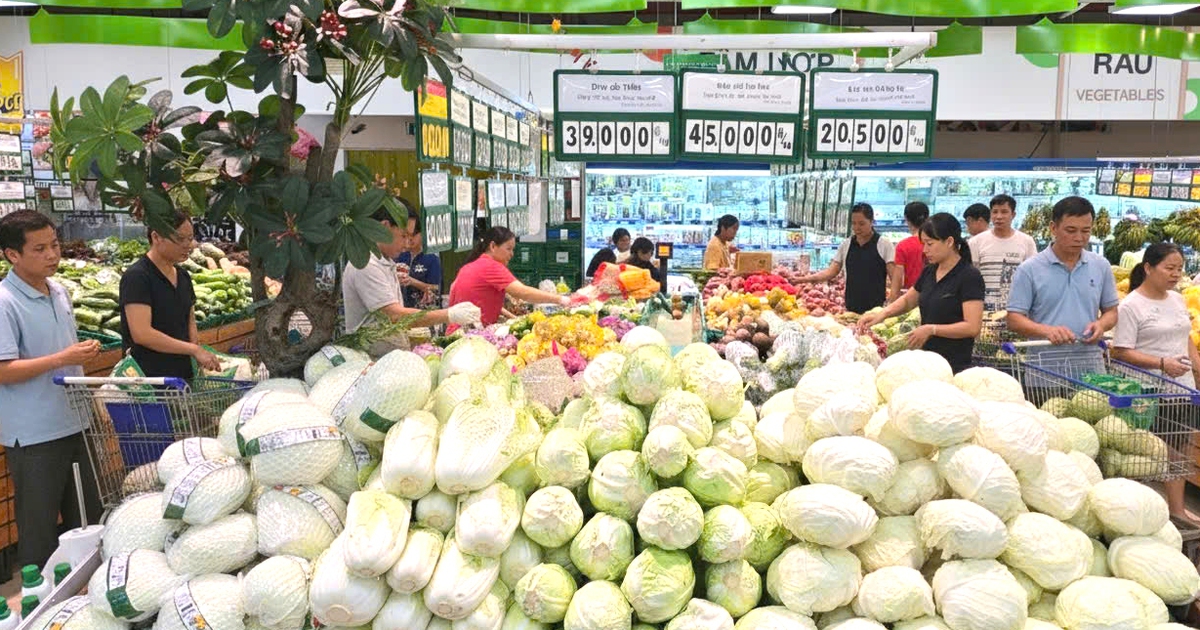 Ngược dòng giữa cơn bão giá