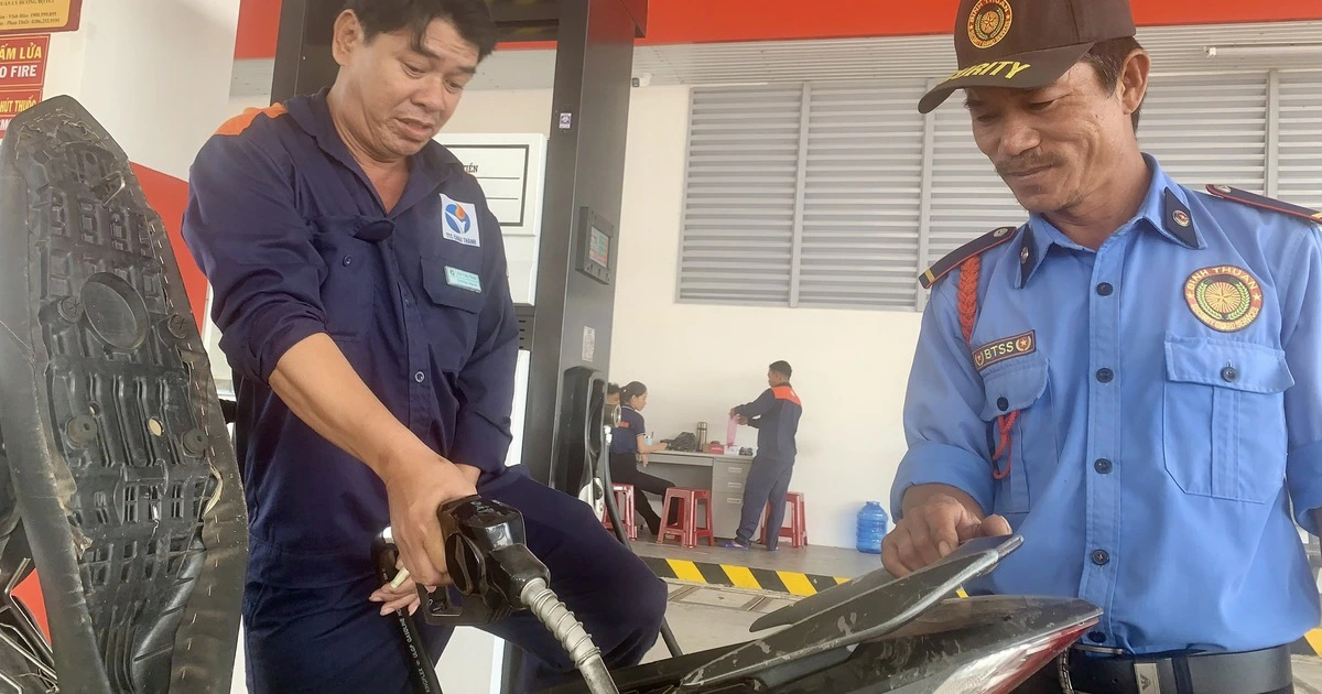 Giá xăng dầu Việt Nam thấp hơn nhiều nước, cơ bản vẫn đảm bảo nguồn cung