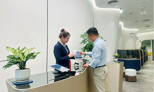 Prudential nâng cao yên tâm từng giao dịch, đồng hành xu hướng thanh toán không tiền mặt - Ảnh 3