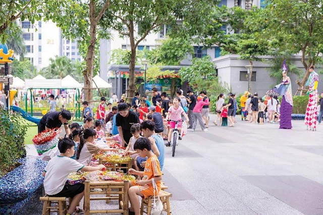 Ba thập kỷ kiến tạo vươn xa của ROX Group - Ảnh 1