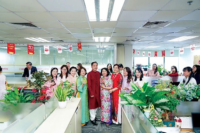 Ba thập kỷ kiến tạo vươn xa của ROX Group - Ảnh 4