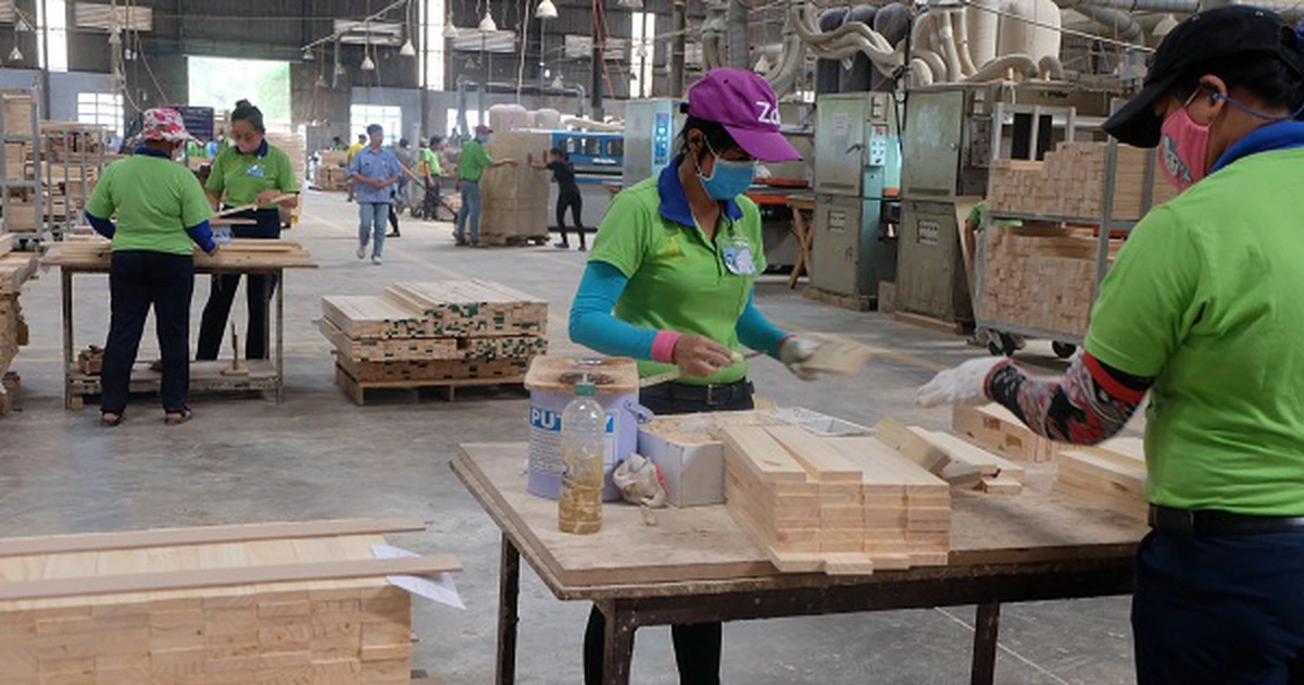 Doanh nghiệp lo lắng về biến động giá năng lượng và nguyên vật liệu đầu vào