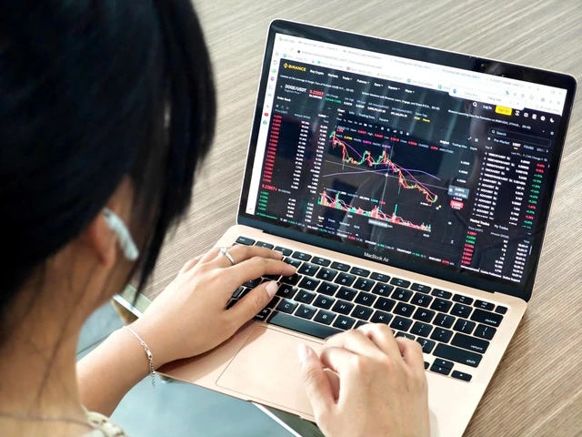 Từ nay cá nhân giao dịch tài sản mã hóa phải nộp thuế 0,1% trên doanh thu - Ảnh 1