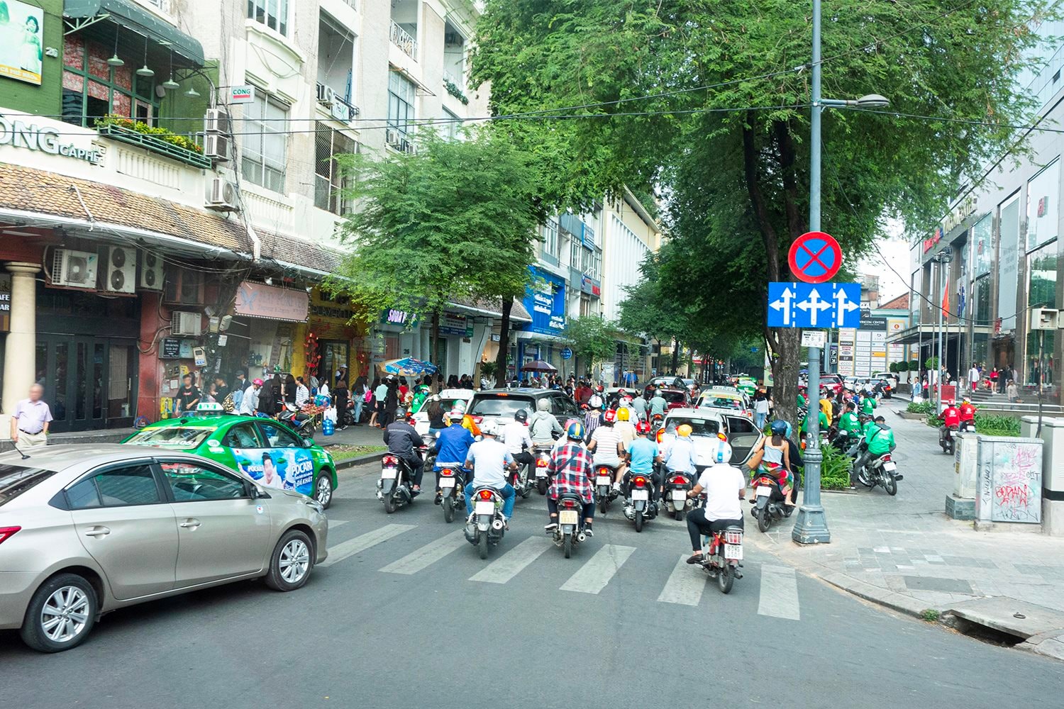 Chuyên gia Nhật trầm trồ trước một điều mà hãng xe của tỷ phú Phạm Nhật Vượng làm được: Thị phần xe truyền thống đối mặt thách thức từ đà bứt tốc của VinFast - Ảnh 3