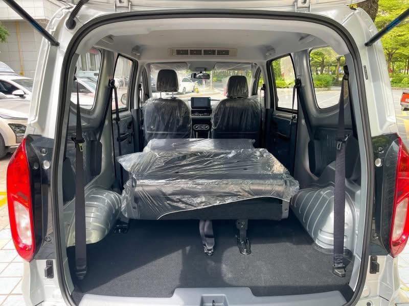 Xe 7 chỗ “ăn” 1,1L/100km sắp bán tại Việt Nam, giá dự kiến chỉ 500 triệu đồng, đã nhận cọc - Ảnh 4