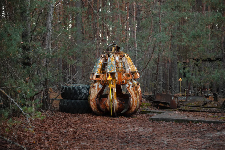 40 năm sau thảm họa Chernobyl: Bí ẩn 'Móng vuốt tử thần' giữa vùng đất chết - Ảnh 1