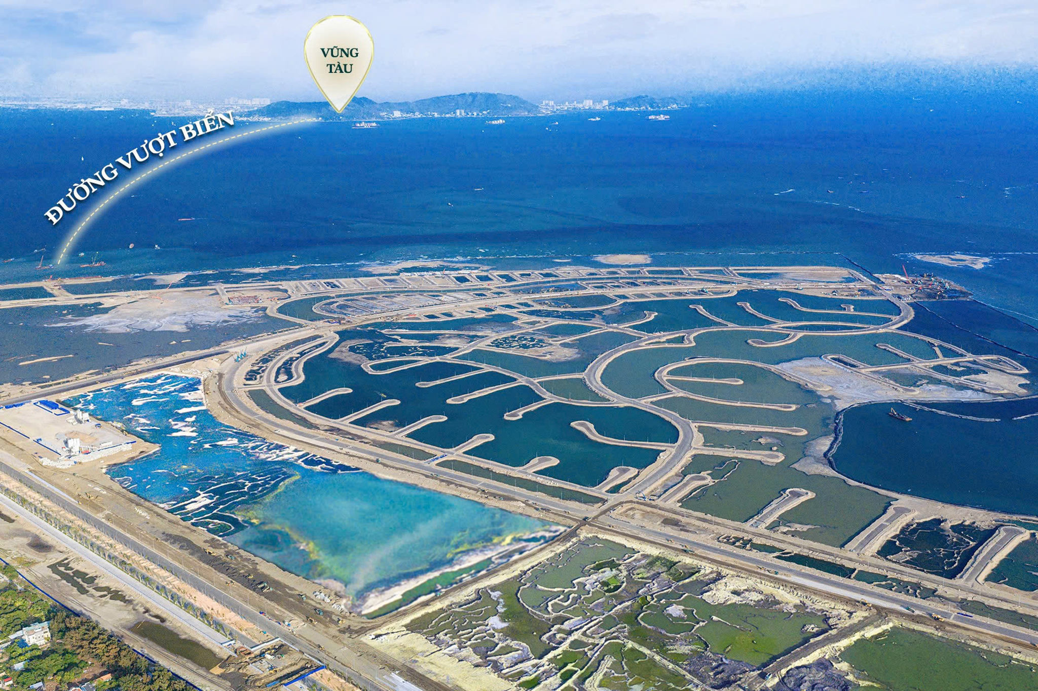 Đại đô thị 10 tỷ USD của tỷ phú Phạm Nhật Vượng dần lộ diện: Hàng nghìn xe chạy cả ngày lẫn đêm, nhà hát 5.000 chỗ bắt đầu xây dựng - Ảnh 1