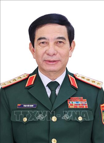 Các Phó Thủ tướng, Bộ trưởng và thành viên khác của Chính phủ nhiệm kỳ 2026-2031 - Ảnh 2