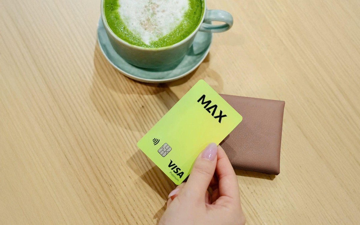 5.000 thẻ Max Card trong 10 ngày: Người trẻ đang định nghĩa lại cách dùng thẻ tín dụng