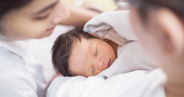 TP.HCM chính thức chuyển khoản 5 triệu đồng cho hơn 1.300 bà mẹ sinh đủ 2 con - Ảnh 1