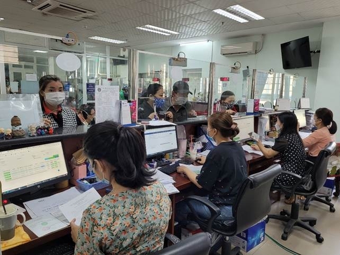 Trần lương đóng bảo hiểm thất nghiệp hơn 106 triệu đồng/tháng - Ảnh 1