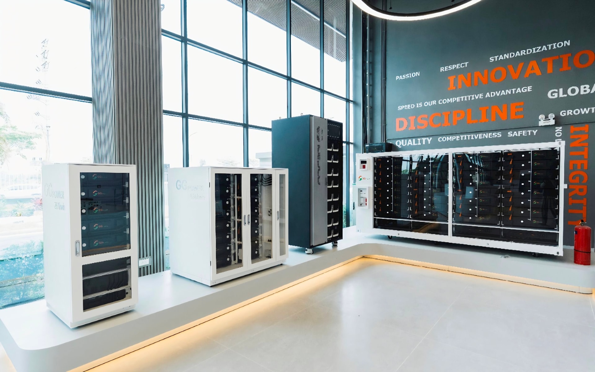 Hưng Yên có nhà máy pin lưu trữ năng lượng đạt chuẩn thế giới: Diện tích 1,2 hecta, do người Việt làm chủ - Ảnh 5