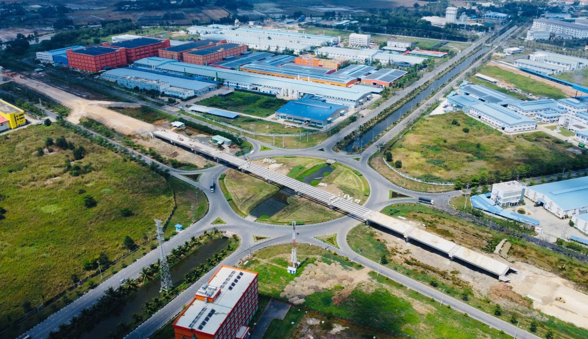 Mở rộng dư địa phát triển khu, cụm công nghiệp - Ảnh 1