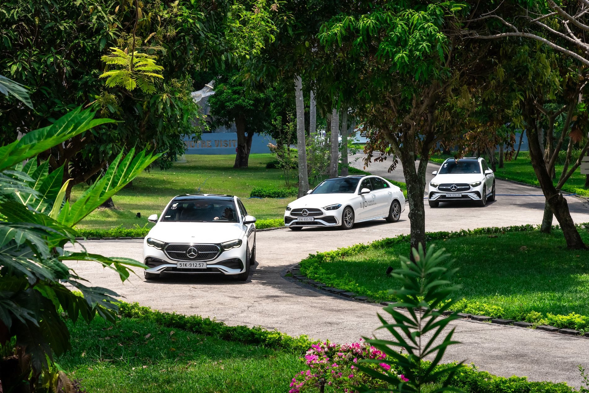 Cầm lái Mercedes-Benz E300 2025: Khi sedan hạng sang quay về đúng bản chất 'đi để tận hưởng' - Ảnh 3
