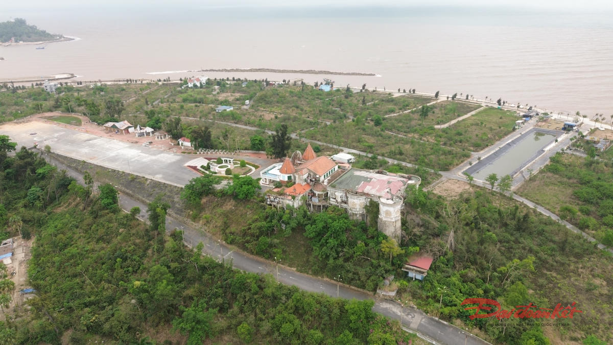 Cận cảnh Casino Đồ Sơn trước khi thành trung tâm thương mại - Ảnh 2