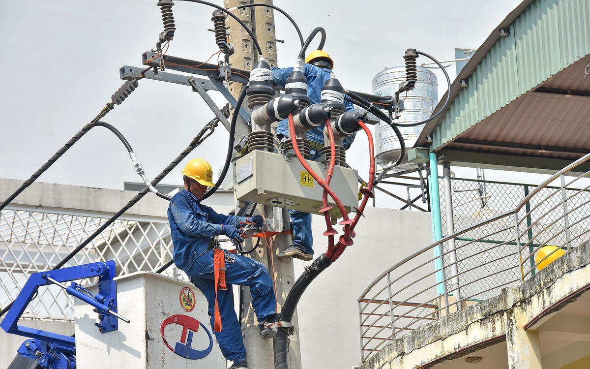 Đề xuất thay đổi khung giờ "cao điểm", "thấp điểm" tính giá điện