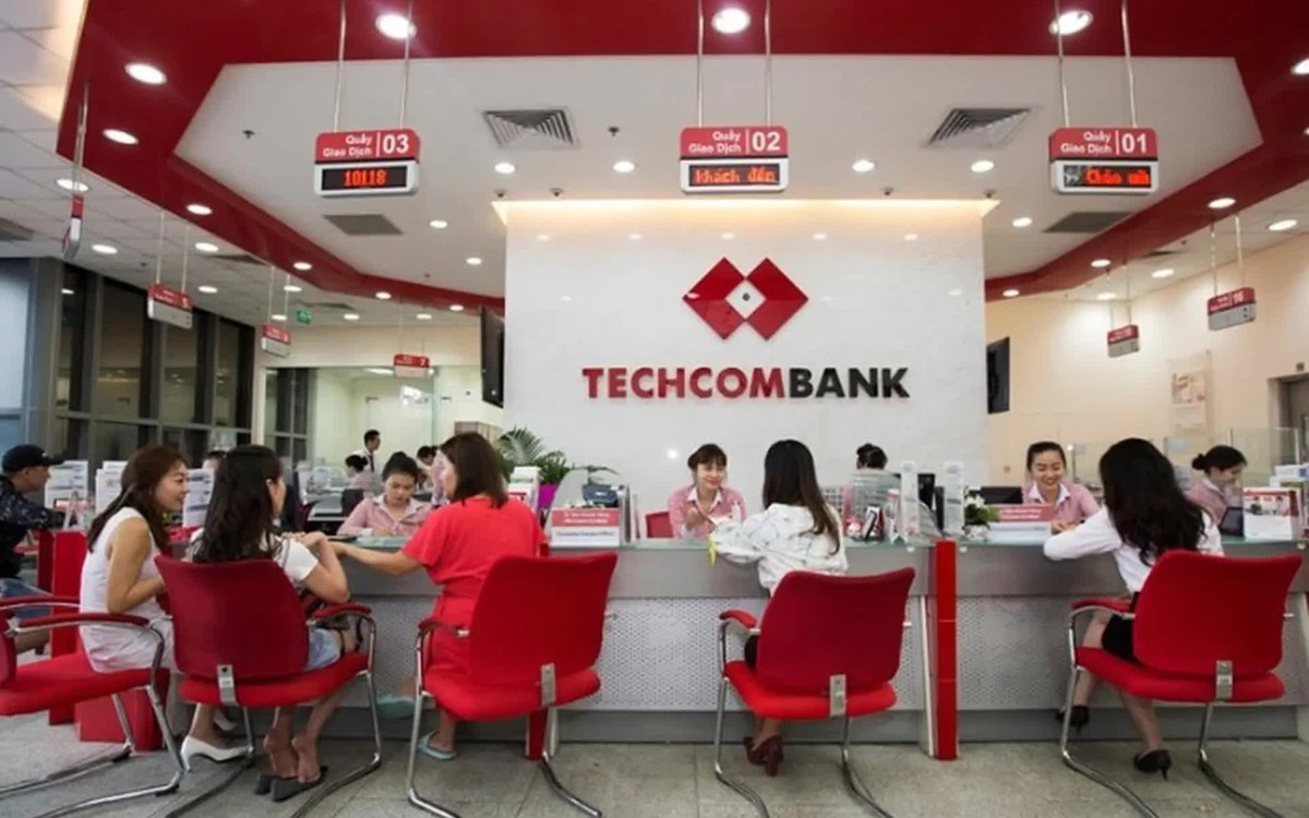 Techcombank công bố tài liệu ĐHĐCĐ năm 2026: Hai kịch bản lợi nhuận, trở thành ngân hàng đầu tiên ứng dụng AI toàn diện