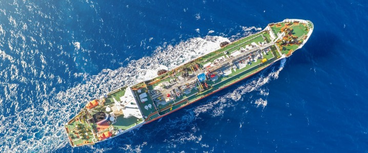 Hai siêu tàu dầu Nga bất ngờ 'bẻ lái' giữa Đại Tây Dương: Mức giá 'khủng' khiến những lô hàng diesel đổi hướng giữa chừng - Ảnh 1