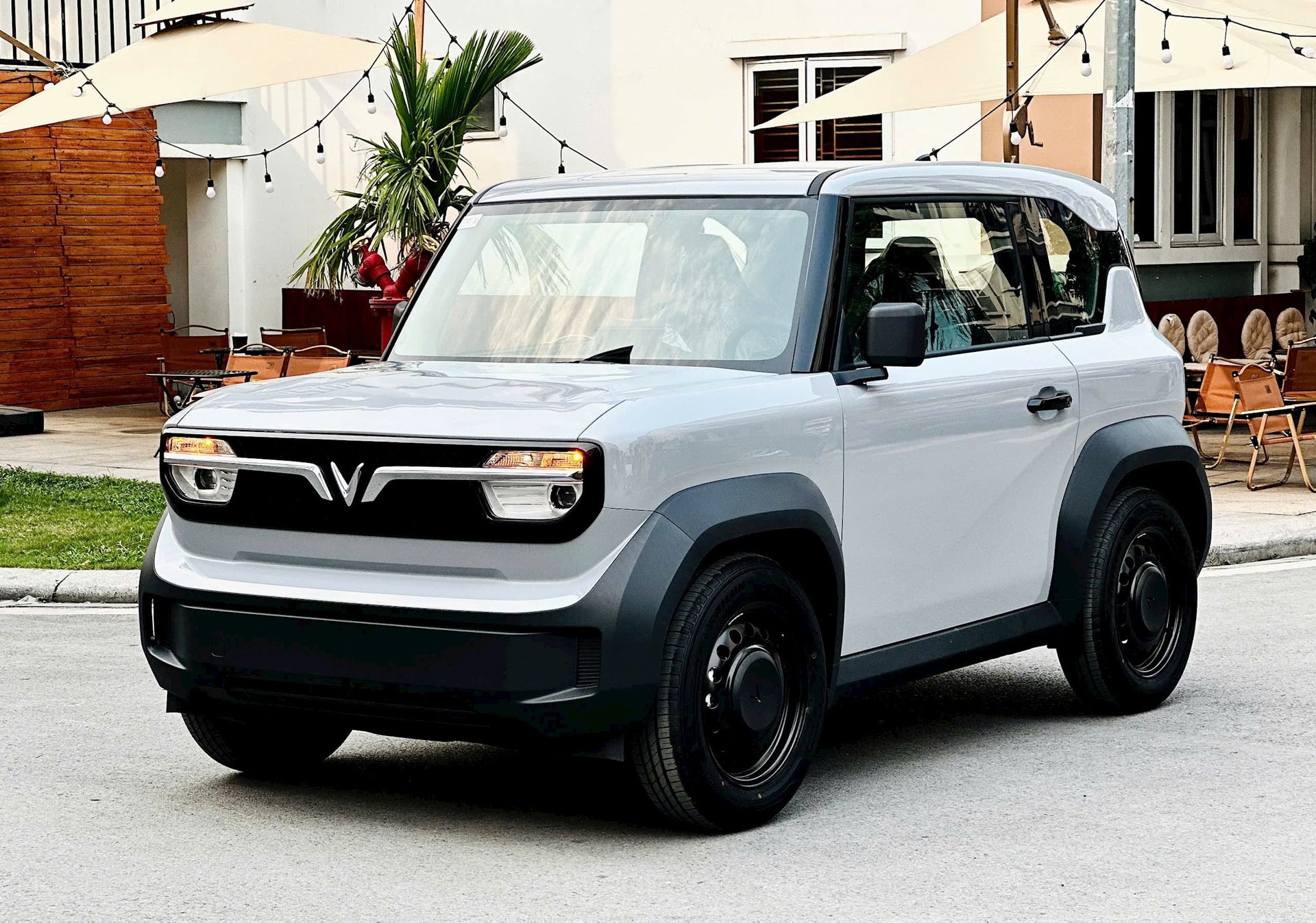 Top 5 mẫu ô tô điện giá hời nhất Việt Nam - Có mẫu dưới 200 triệu đồng, chỉ nhỉnh hơn Honda SH350i - Ảnh 4