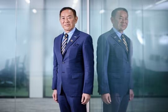 Cụ ông Nhật Bản muốn xây nhà máy chip trên Mặt Trăng, được chính phủ tài trợ 600 triệu USD - Ảnh 1