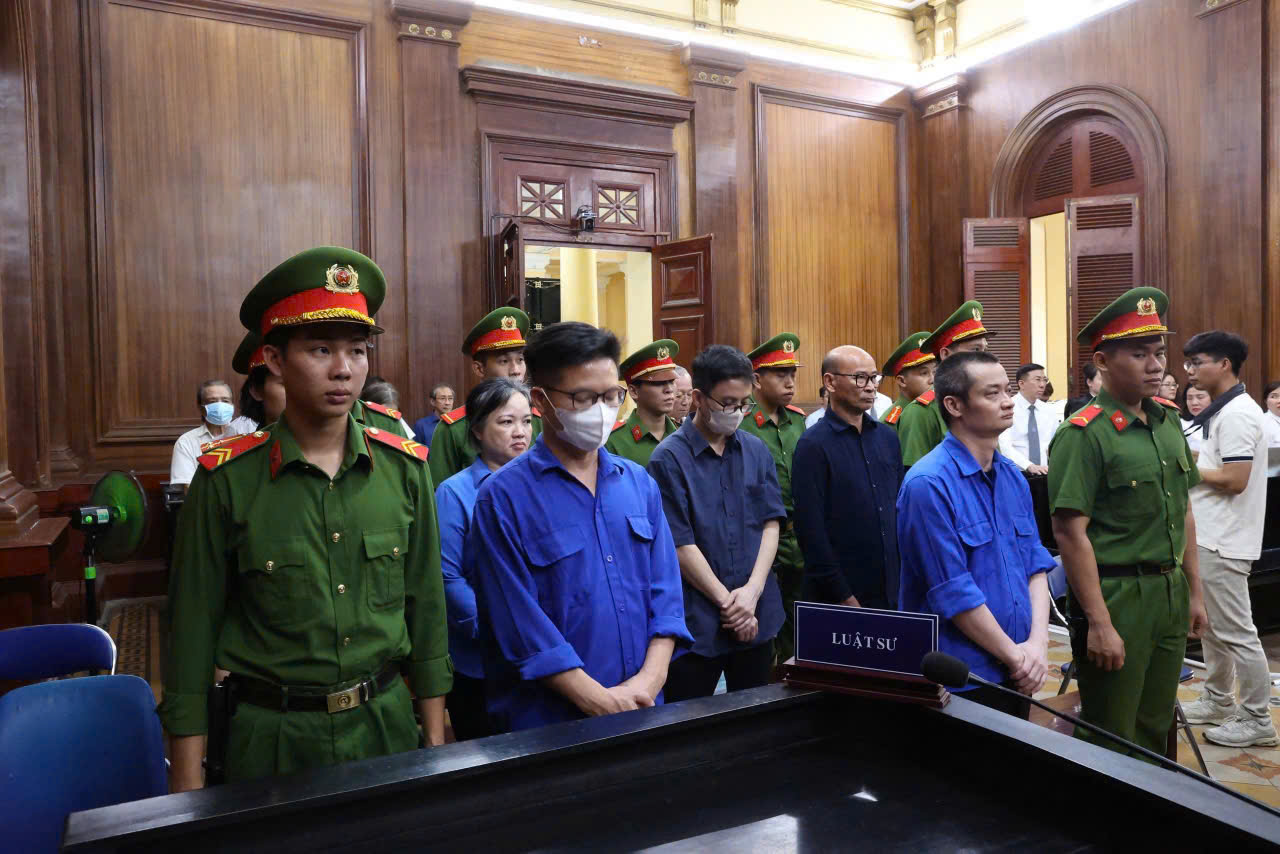 Vụ 'đất vàng' 39-39B Bến Vân Đồn: Bà Nguyễn Thị Như Loan lĩnh án 1,5 năm tù treo - Ảnh 1