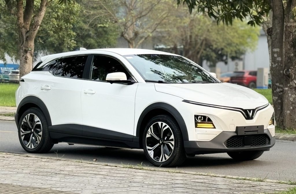 SUV tầm giá 700 triệu đồng: Xe Nhật phủ bóng phân khúc nhưng vẫn không thể cạnh tranh với 1 mẫu xe này - Ảnh 1