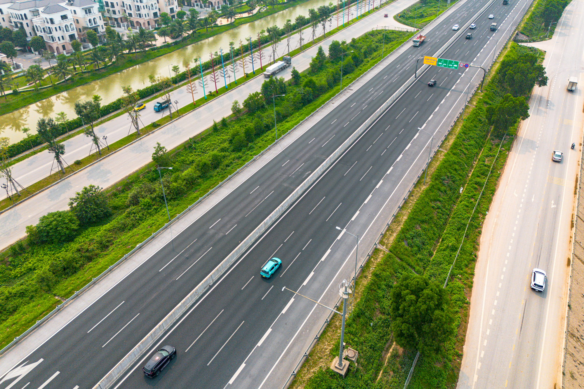 Cận cảnh dự án nằm giữa ba đại đô thị hơn 10 tỷ USD, hưởng lợi từ Vành đai 4 và cầu vượt sông Hồng - Ảnh 4